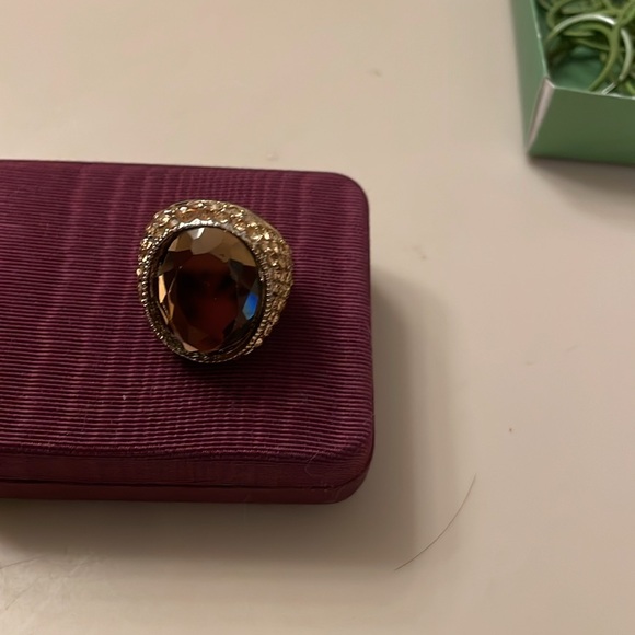 Mens/Womens Brown Stone & Gold Gems Oval Dome Ring 10 - Picture 3 of 5